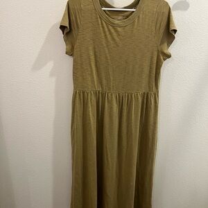 Universal Thread Khaki Short Sleeve Top